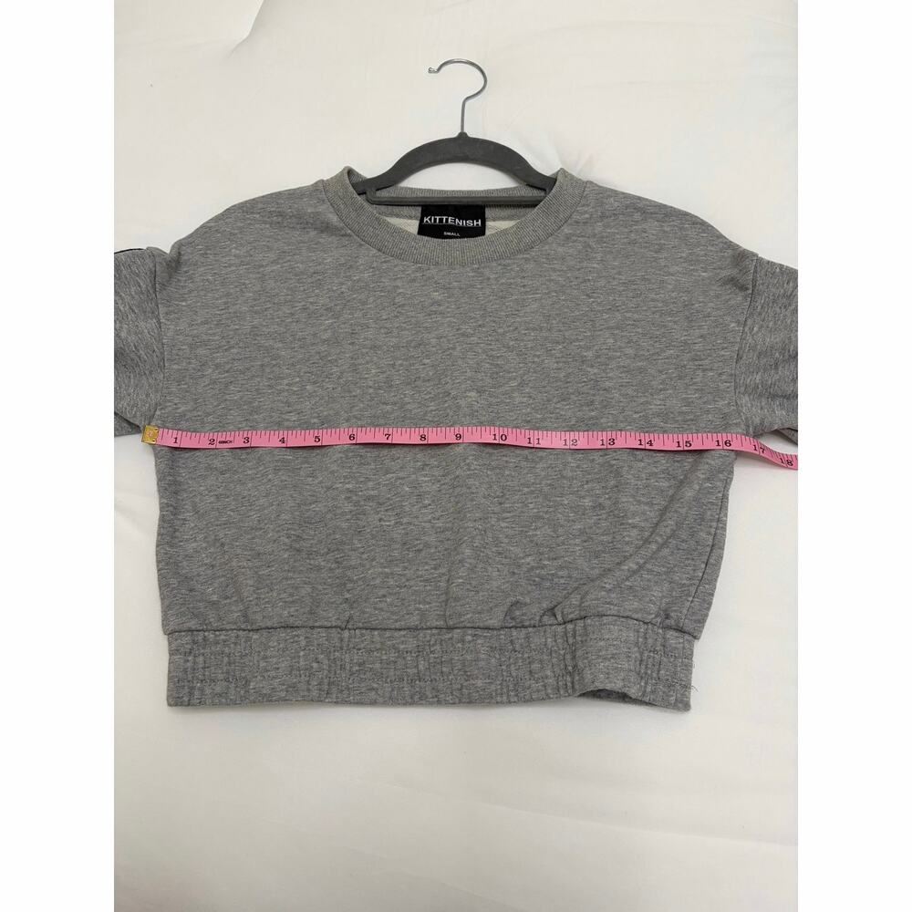 Kittenish Cropped Sweatshirt S Gray Leopard Stripe Sleeve Jessie James Decker - Picture 8 of 9